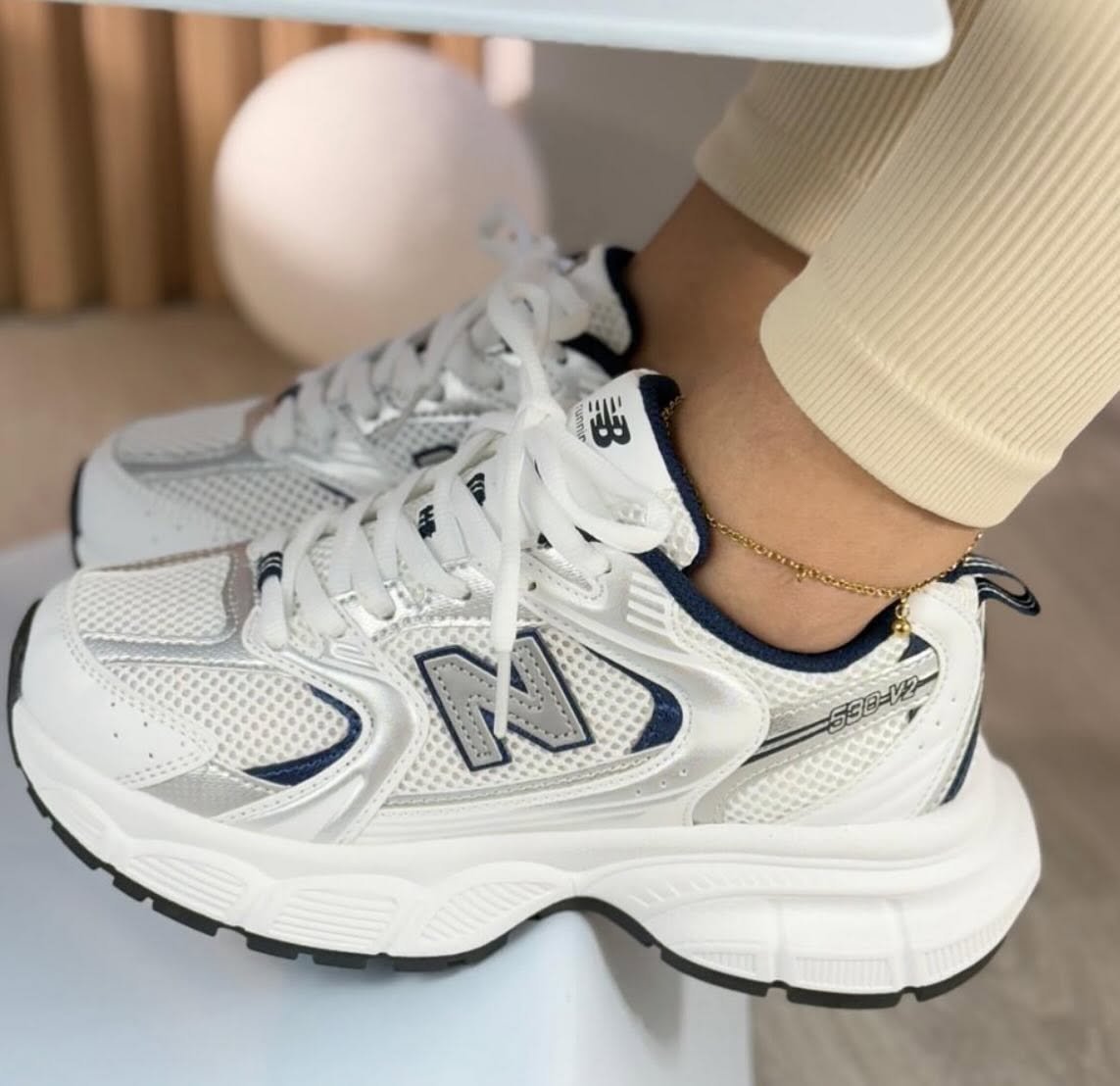 NEW BALANCE 530 - Image 3